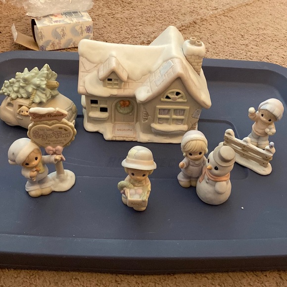 Precious moments sugar town set - Picture 1 of 11